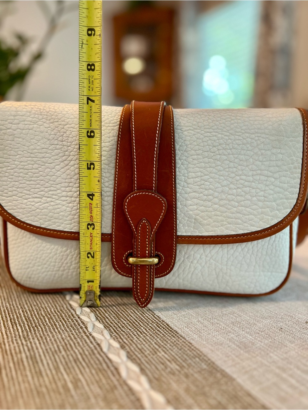 🦆Dooney & Bourke Pebbled Leather Crossbody Bag Cream & Brown Saddle Bag - Picture 11 of 12